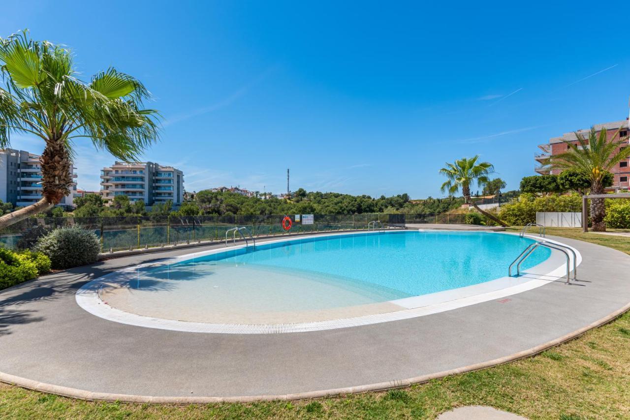 Apartamento La Zenia Cocoon - Luxury Penthouse With Jacuzzi, 2 Pools, Indoor Heated Pool, Sauna, Gym, Playstation Dehesa de Campoamor  Exterior foto